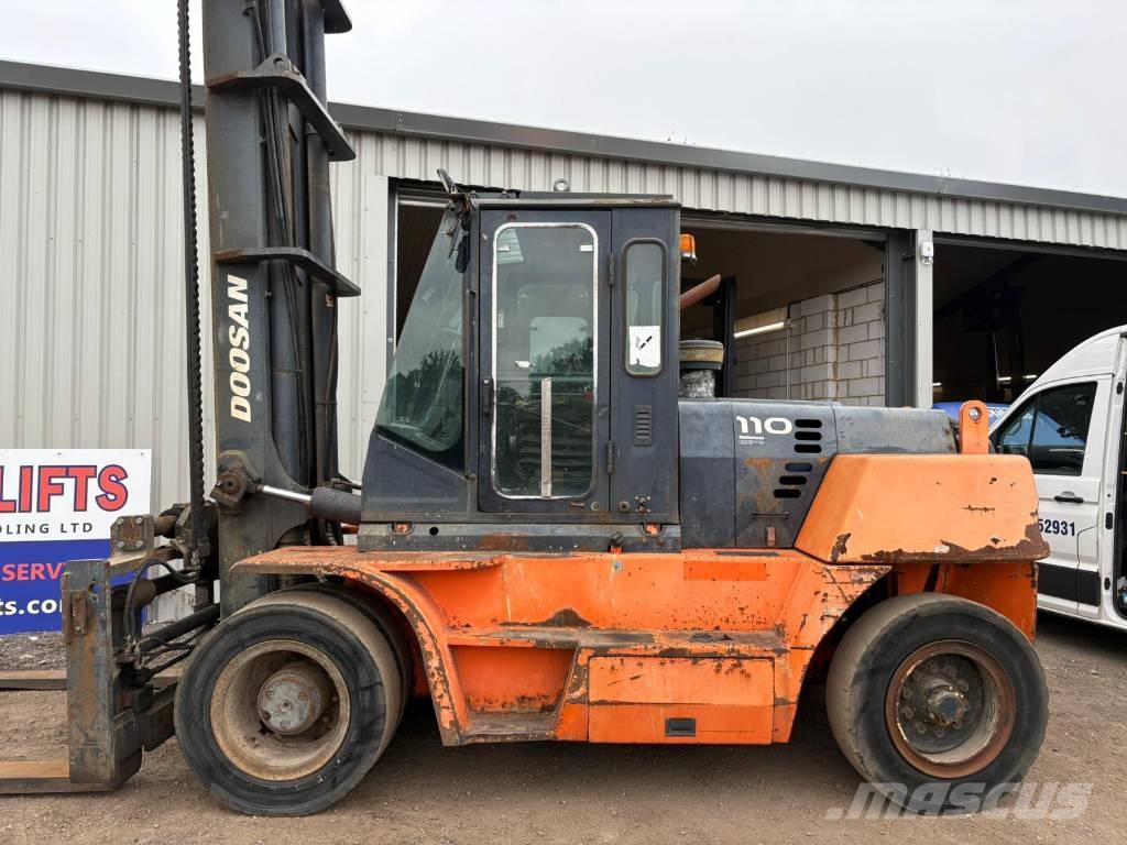 Doosan D 110 S-5 ディーゼル・軽油