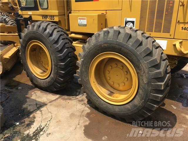 CAT 140 H モーターグレーダー