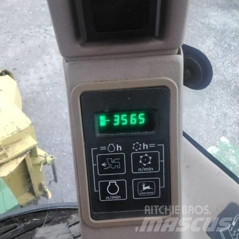 John Deere 6610 自走式フォレージハーベスター