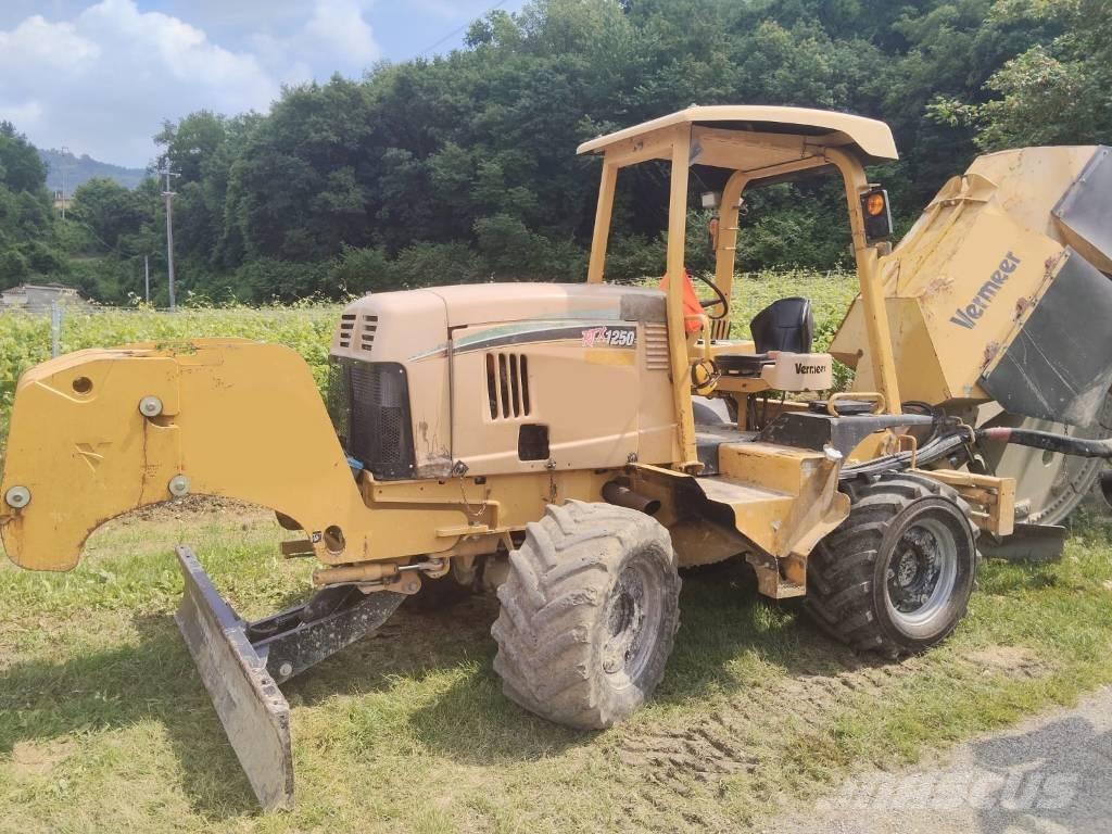 Vermeer RTX1250 トレンチャー