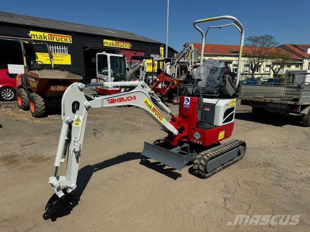 Takeuchi TB 210 R ミニ油圧ショベル 7t以下（ミニユンボ・ミニディガー）