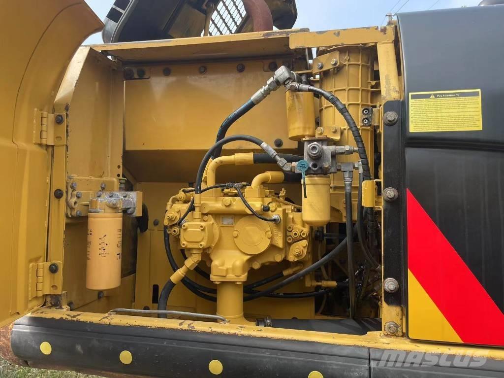 CAT 320d 大型油圧ショベル12t以上（パワーショベル・ユンボ）