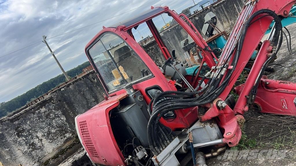 Neuson 5002 無限軌道、クローラ、履帯