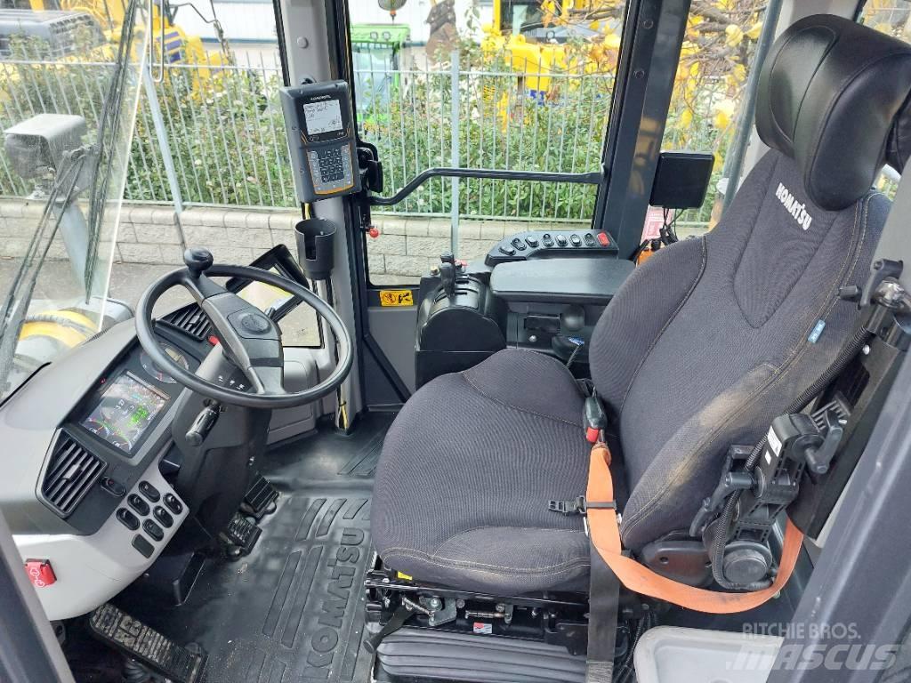 Komatsu WA480-8 ホイールローダー・タイヤショベル