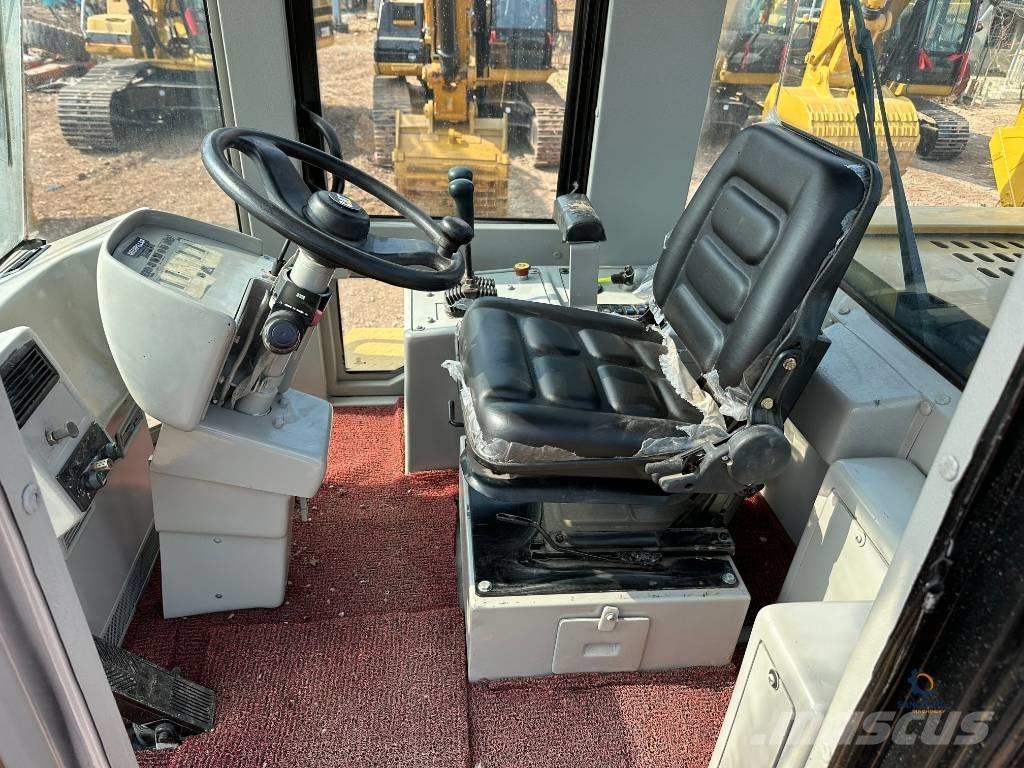 CAT 950 G ホイールローダー・タイヤショベル