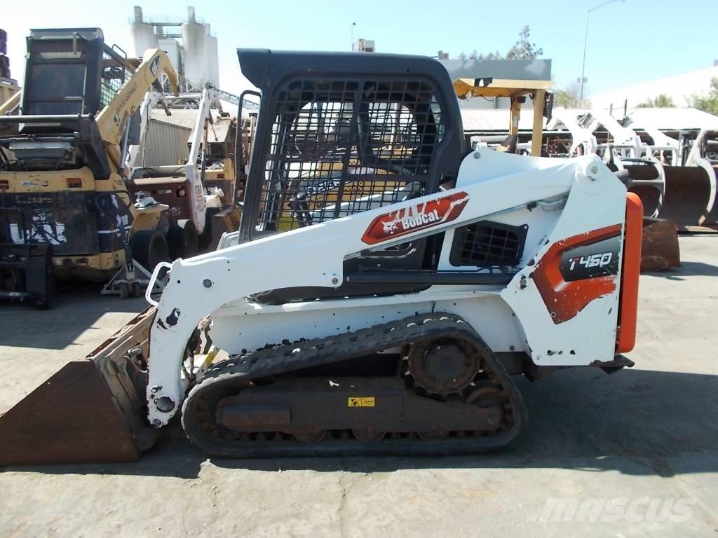 Bobcat T450 スキッドステアローダー