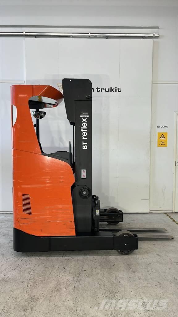 BT RR E 140 H リーチフォークリフト