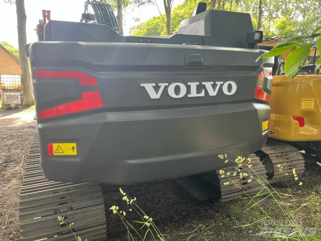 Volvo EC 300 大型油圧ショベル12t以上（パワーショベル・ユンボ）