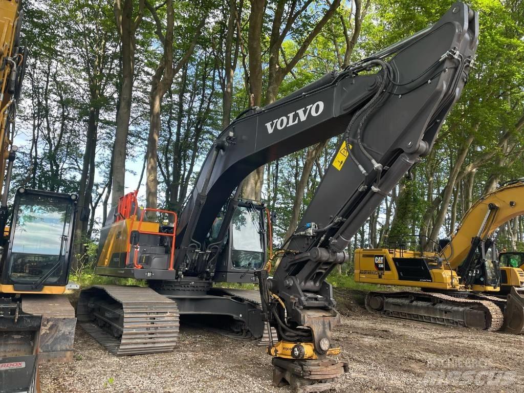 Volvo EC 300 大型油圧ショベル12t以上（パワーショベル・ユンボ）