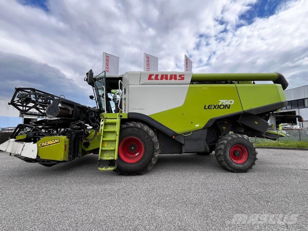 CLAAS Lexion 750 コンバイン