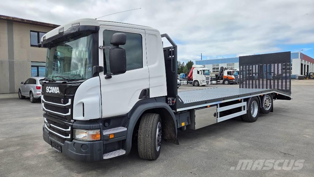 Scania P320 6X2*4 平ボディー／ウインチトラック
