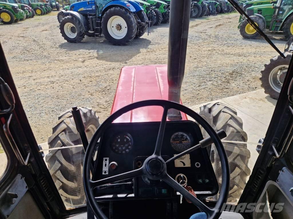 Case IH 856 XL トラクター