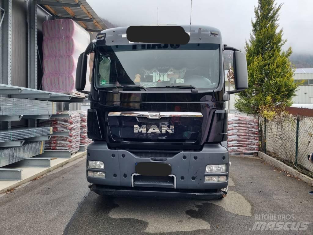 MAN TGS 26.400 クレーントラック、ユニック車