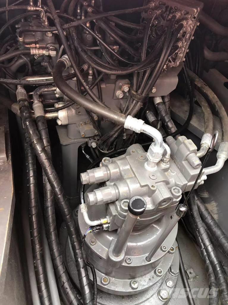 Hitachi 240 大型油圧ショベル12t以上（パワーショベル・ユンボ）