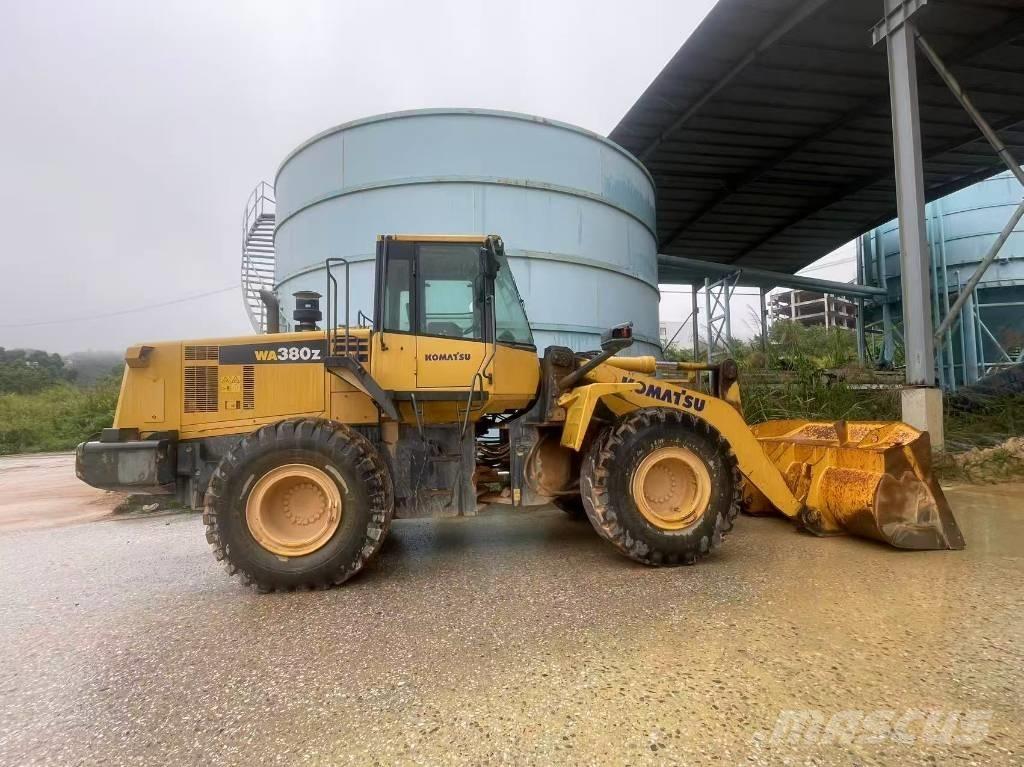 Komatsu WA 380Z-6 ホイールローダー・タイヤショベル