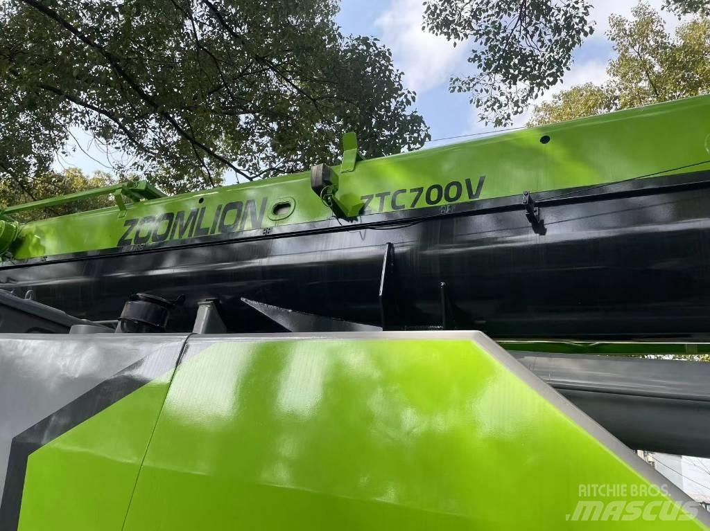 Zoomlion ZVT700 オールテレーンクレーン