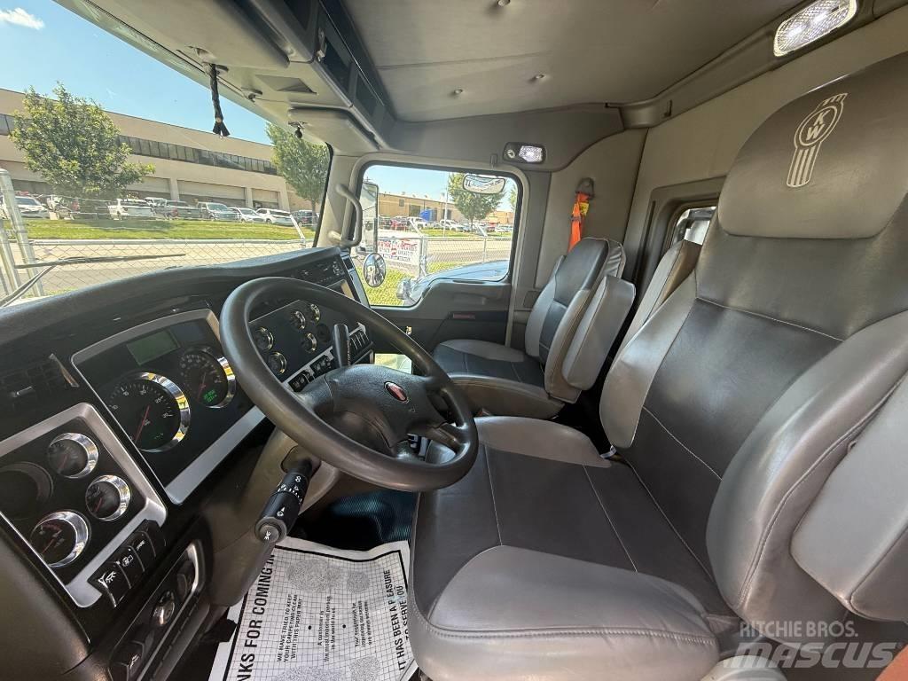 Kenworth T 800 中古トラクターヘッド | トレーラーヘッド