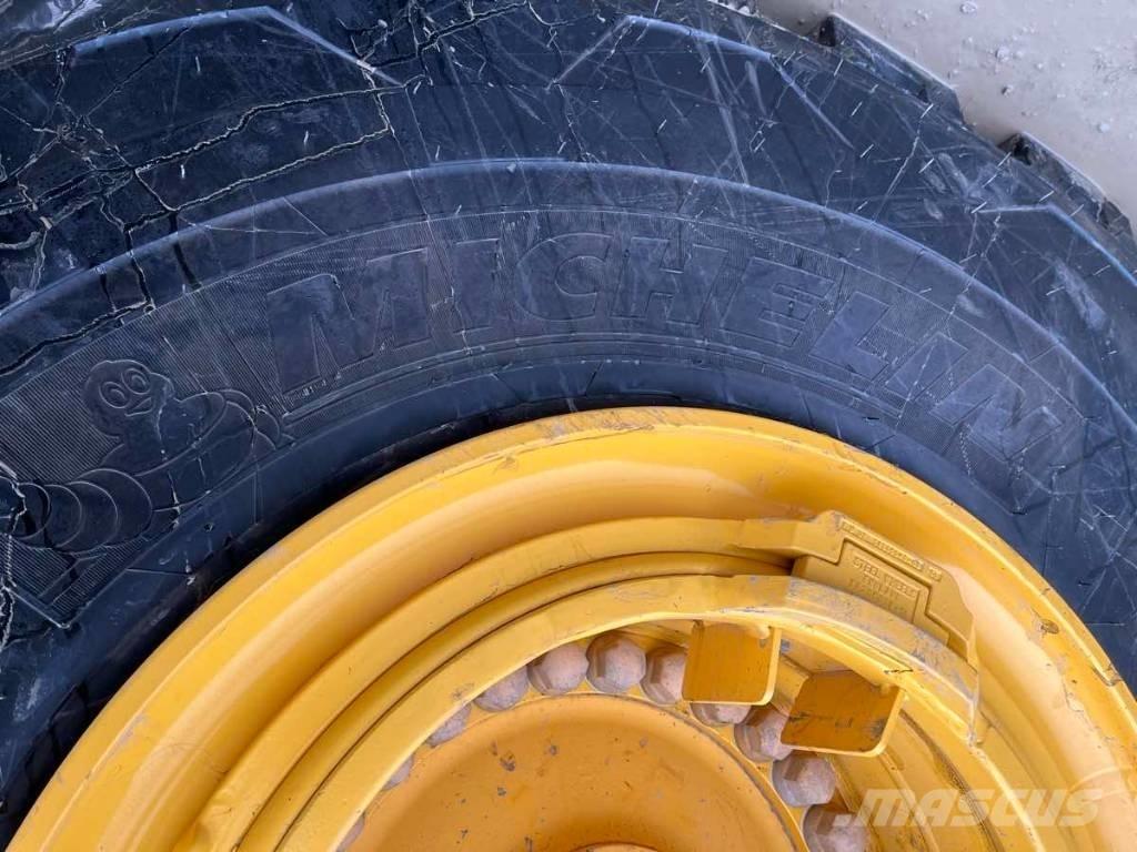Volvo L250G ホイールローダー・タイヤショベル