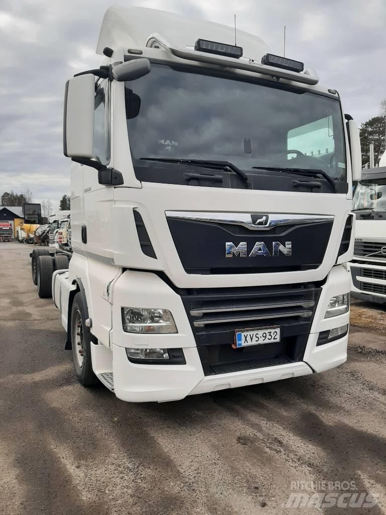MAN TGX 26.500 キャブ付きシャーシ