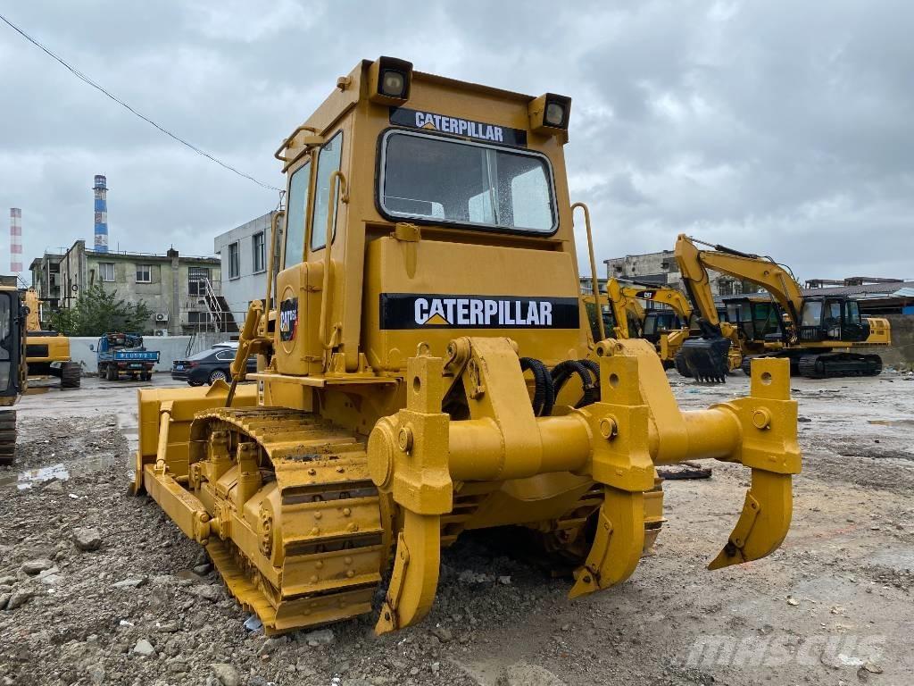 CAT D 6 D ブルドーザー