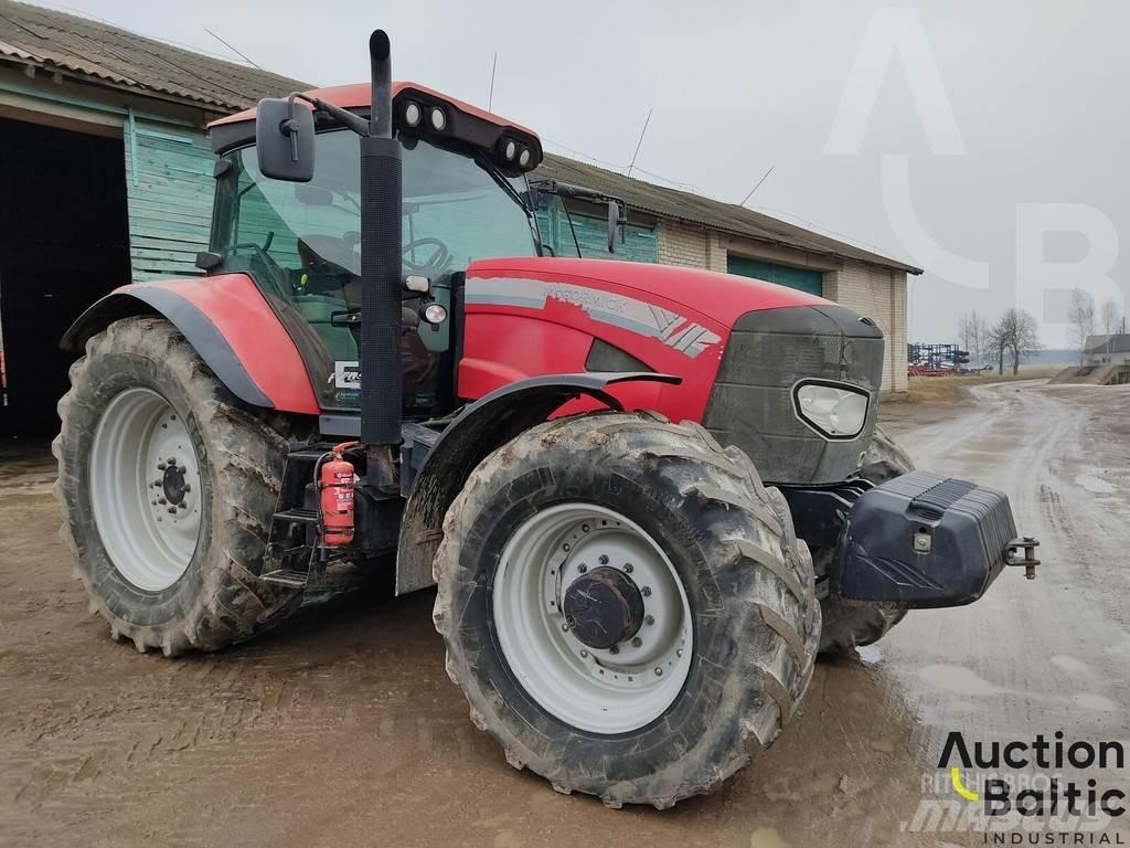 McCormick E-PLUS トラクター