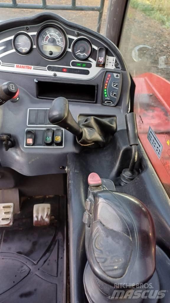 Manitou MT 732 テレスコーピックハンドラー