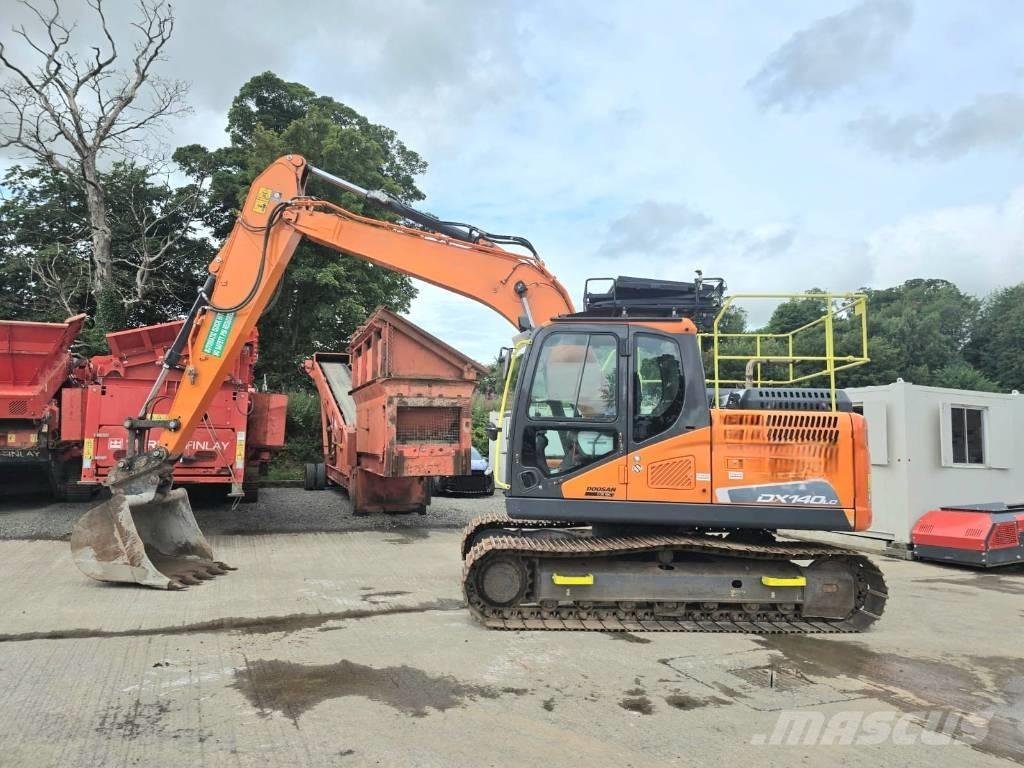 Doosan DX 140 LC 大型油圧ショベル12t以上（パワーショベル・ユンボ）