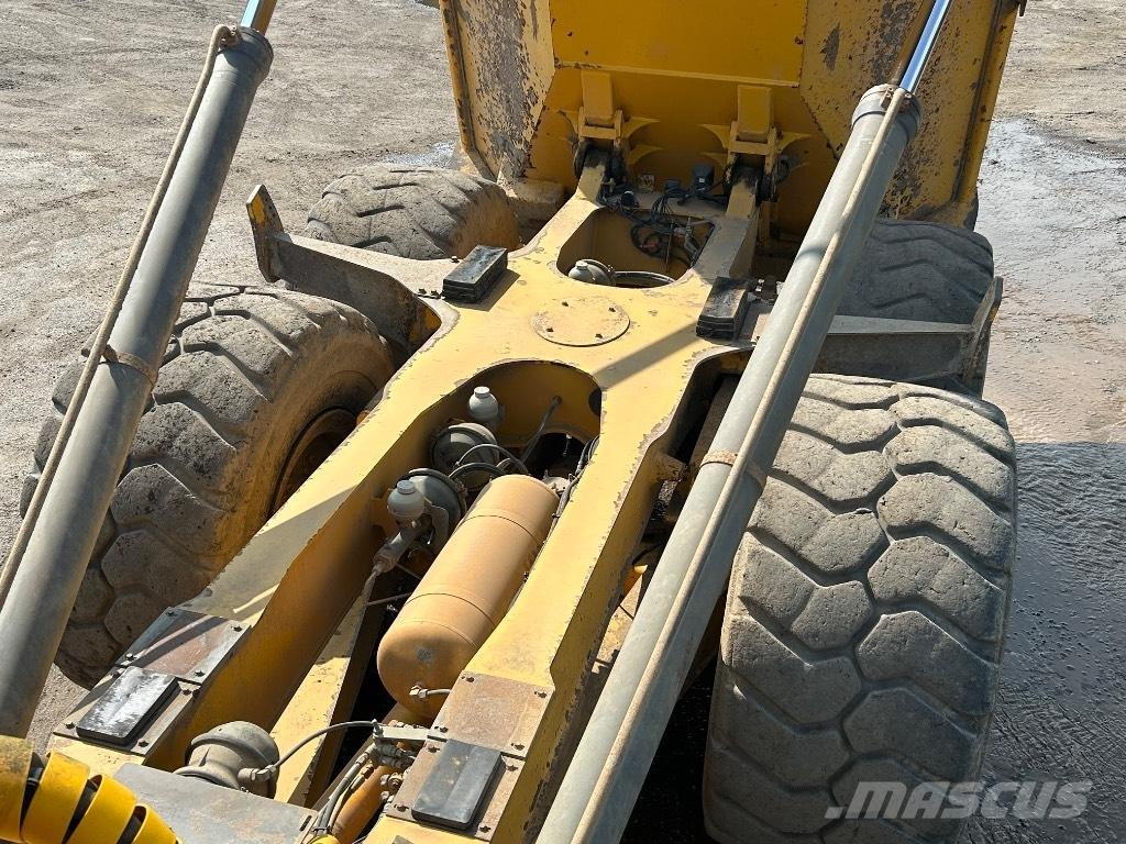 Volvo A 30 D アーティキュレート式ダンプトラック