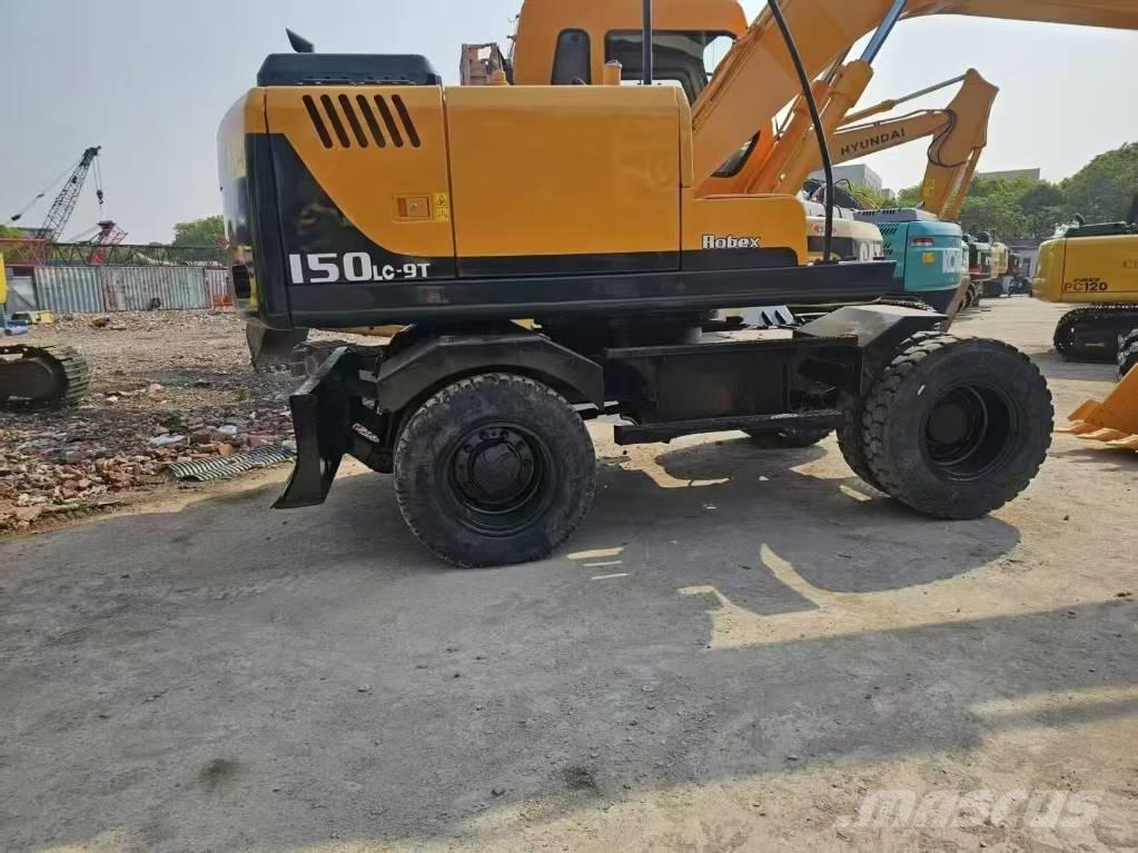 Hyundai HW 150 ホイール式油圧ショベル（パワーショベル・ユンボ・バックホー）
