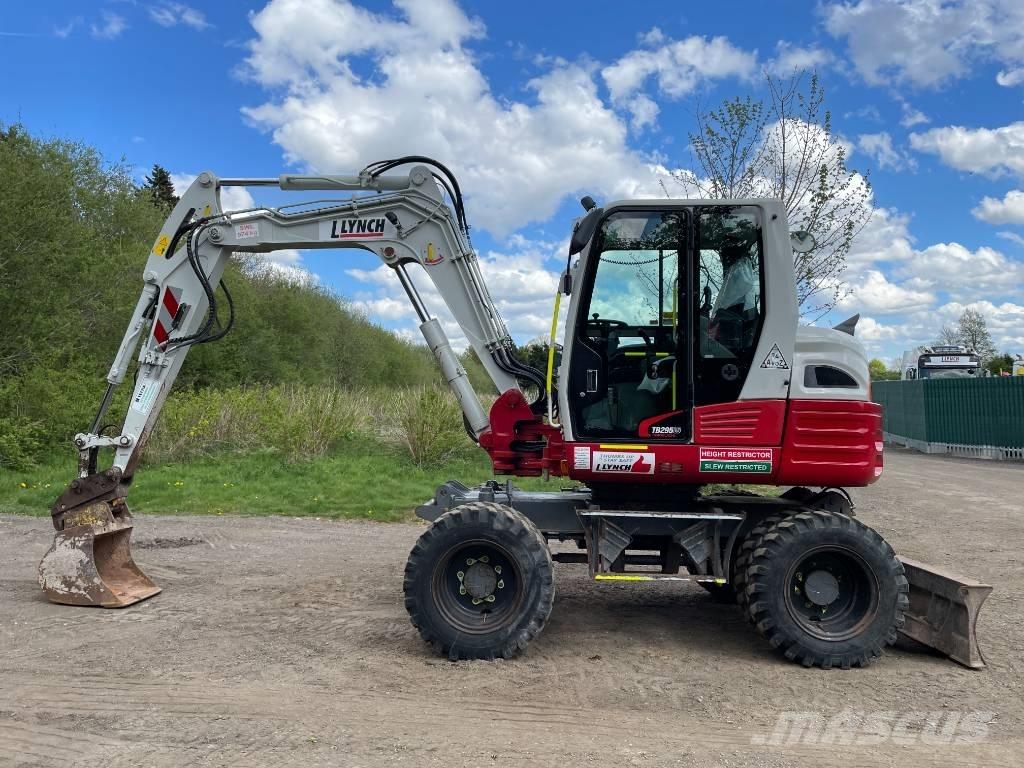 Takeuchi TB 295 W ホイール式油圧ショベル（パワーショベル・ユンボ・バックホー）