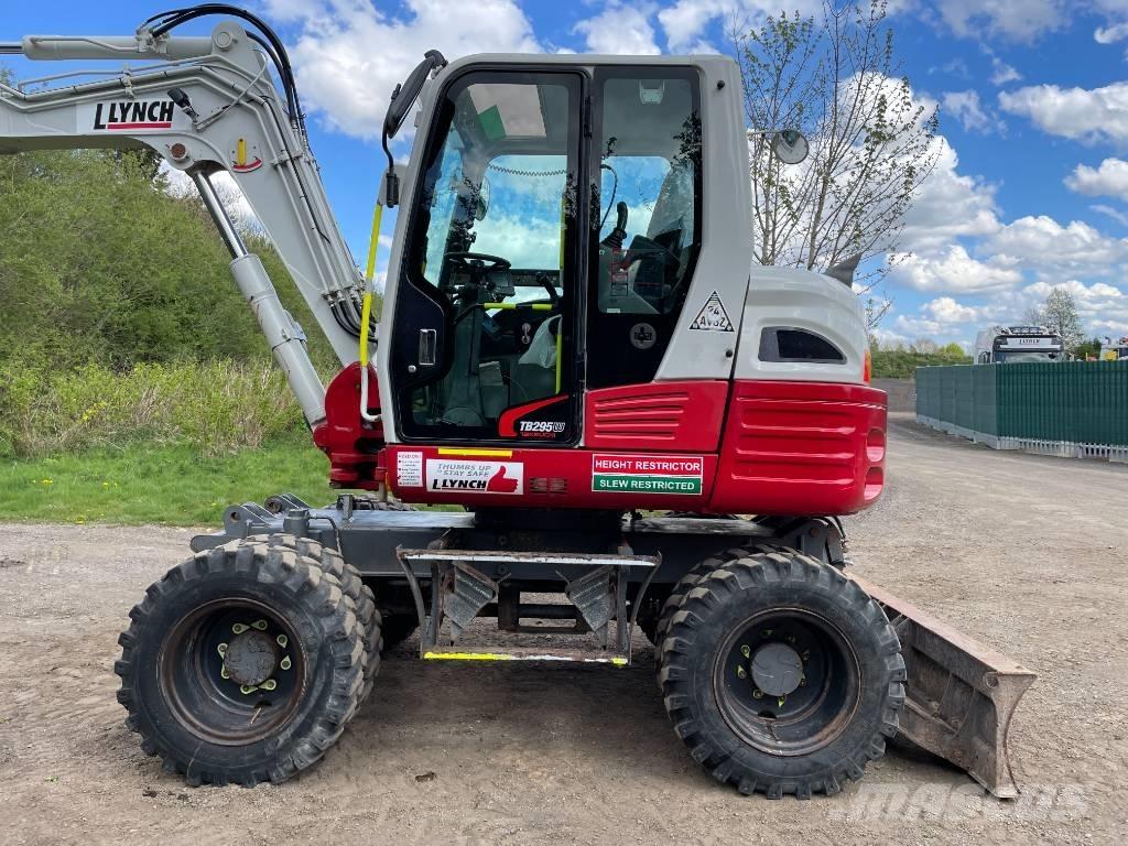 Takeuchi TB 295 W ホイール式油圧ショベル（パワーショベル・ユンボ・バックホー）