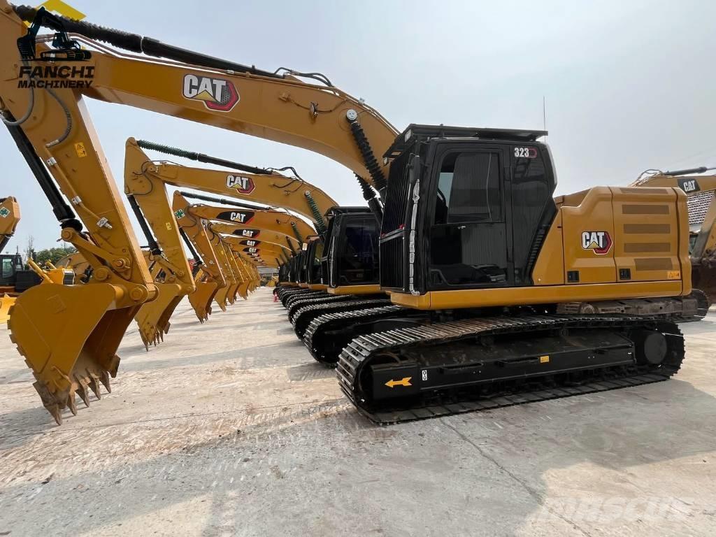 CAT 323 大型油圧ショベル12t以上（パワーショベル・ユンボ）