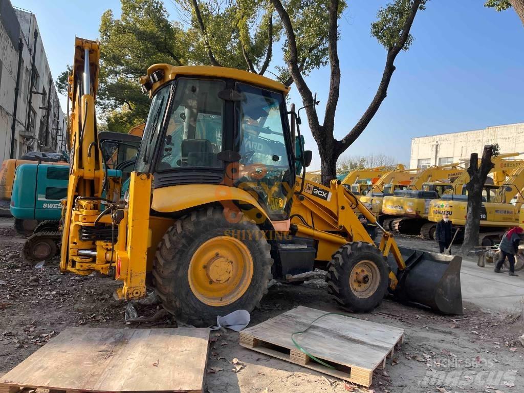 JCB 3 CX バックホーローダー