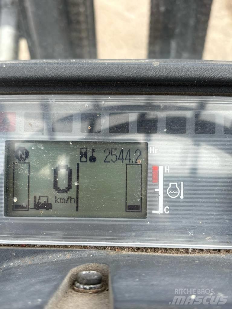 CAT DP 25 NT ディーゼル・軽油