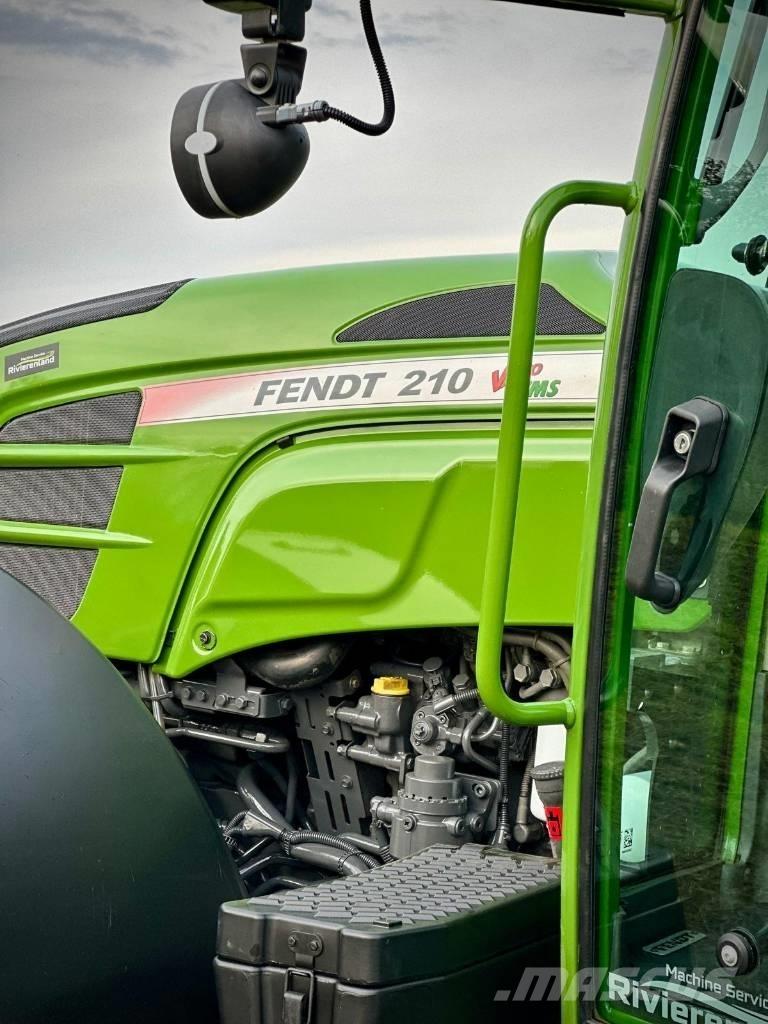 Fendt 210S Vario トラクター