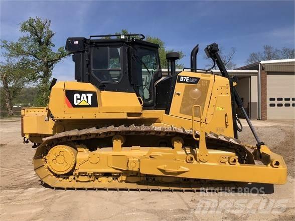 CAT D7E LGP ブルドーザー