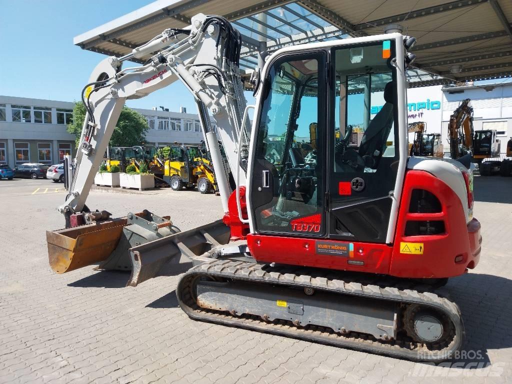 Takeuchi TB 370 ミニ油圧ショベル 7t以下（ミニユンボ・ミニディガー）
