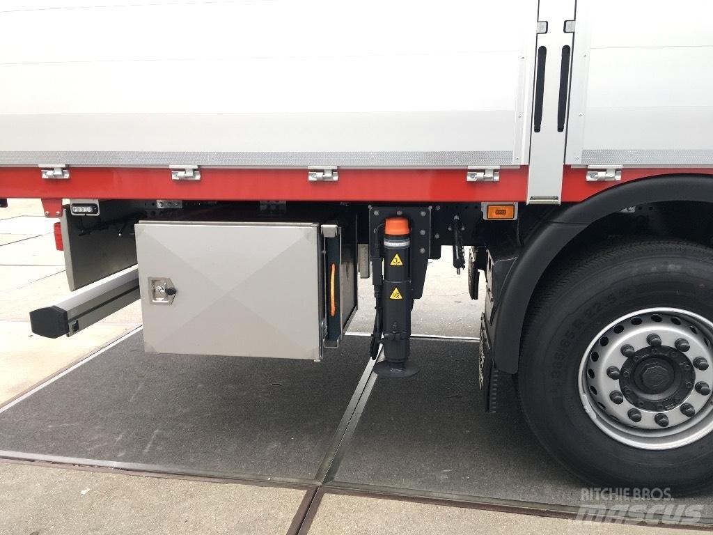 Scania R 500 LB クレーントラック、ユニック車