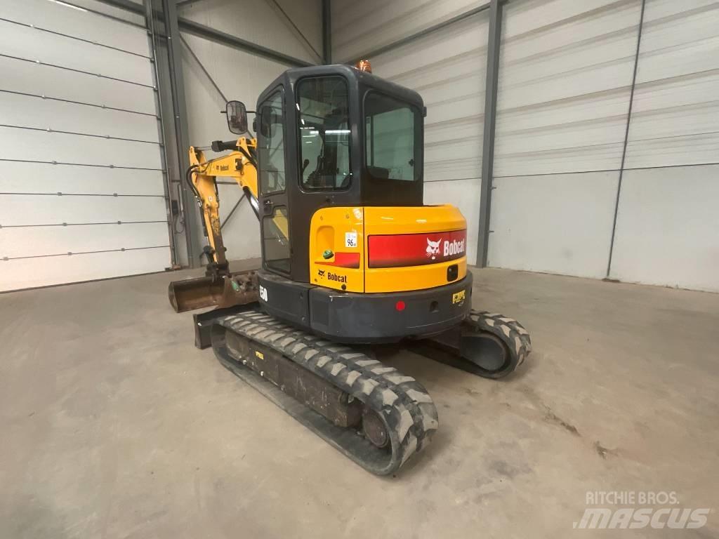 Bobcat E 50 ミニ油圧ショベル 7t以下（ミニユンボ・ミニディガー）