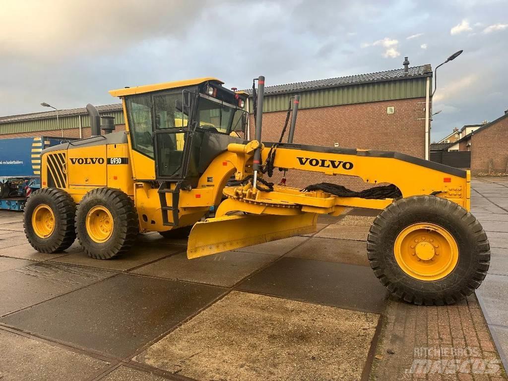 Volvo G 930 モーターグレーダー