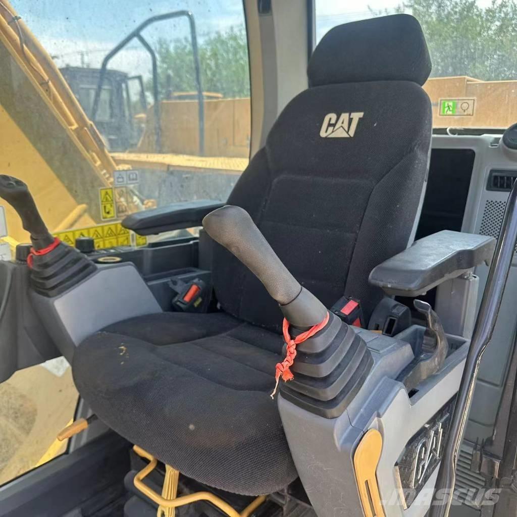 CAT 330 大型油圧ショベル12t以上（パワーショベル・ユンボ）