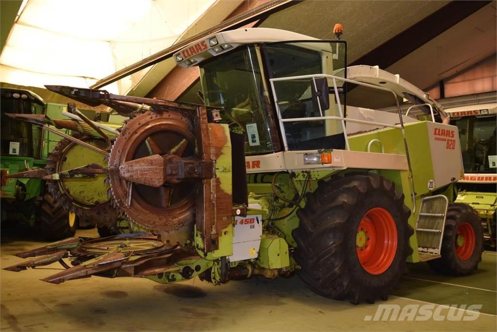 CLAAS Jaguar 820 自走式フォレージハーベスター