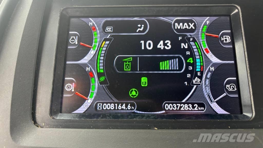 Komatsu WA 320-8 ホイールローダー・タイヤショベル
