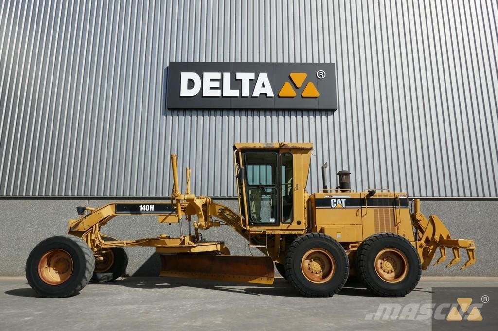 CAT 140H モーターグレーダー