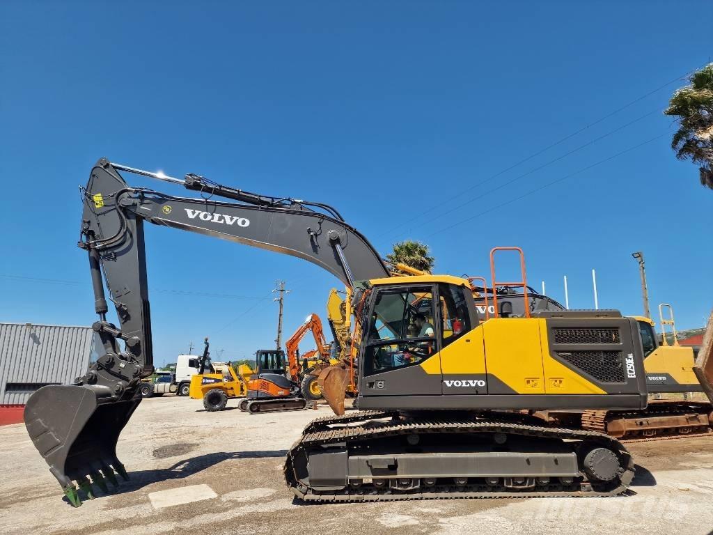Volvo EC 250 ELN 大型油圧ショベル12t以上（パワーショベル・ユンボ）