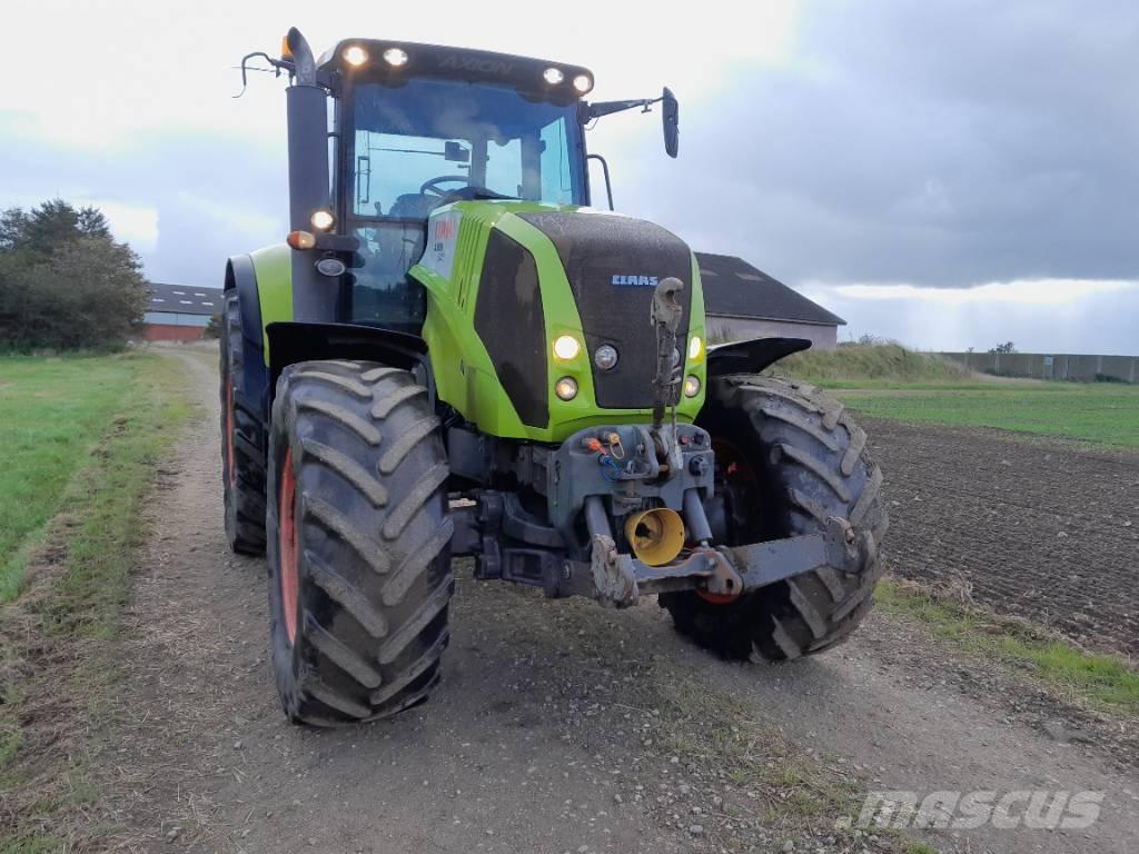 CLAAS 840 C-Matic トラクター