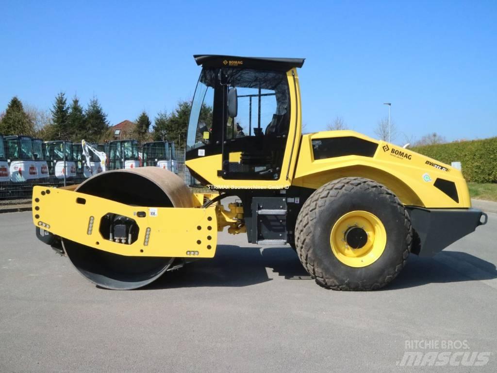 Bomag BW 211 D-50 振動ローラ