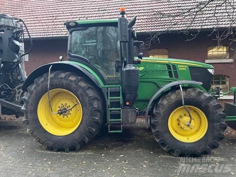 John Deere 6230R トラクター