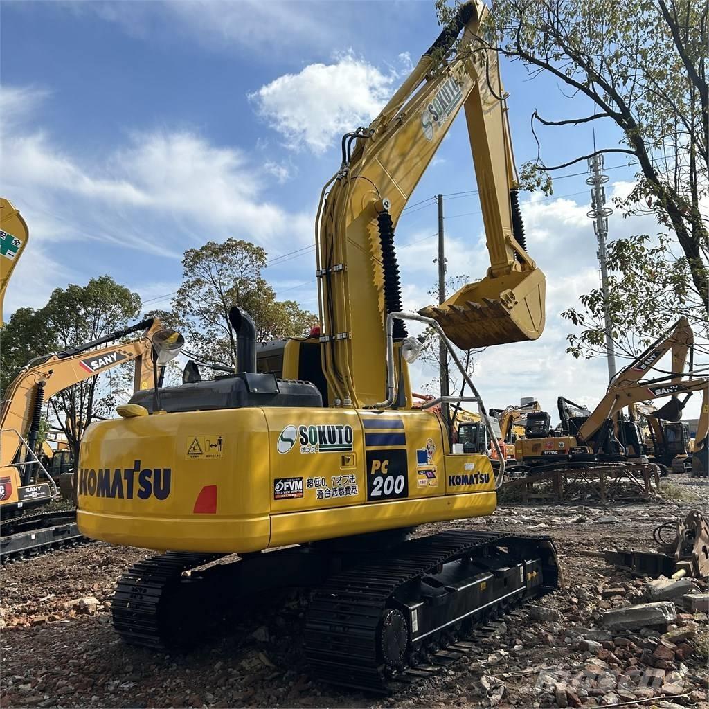 Komatsu PC200-8MO 大型油圧ショベル12t以上（パワーショベル・ユンボ）