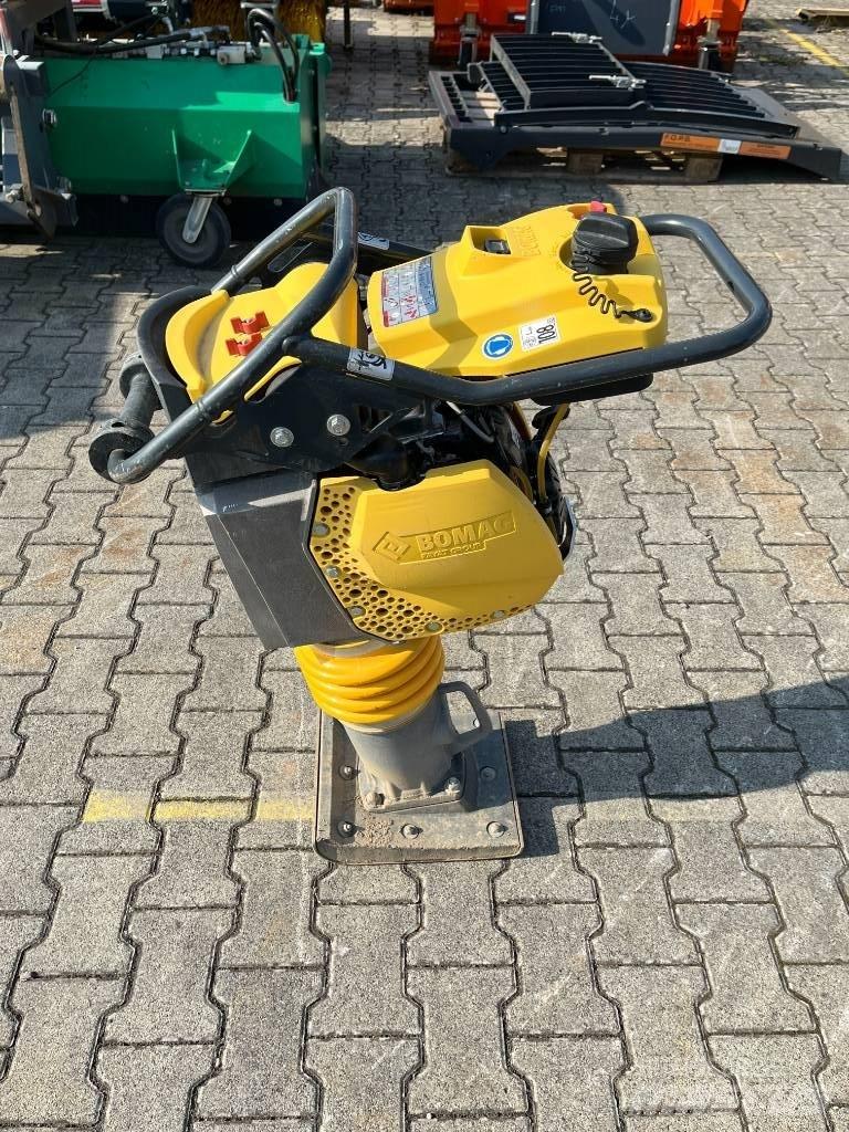 Bomag BT 65 タンパ/転圧バイブレータ